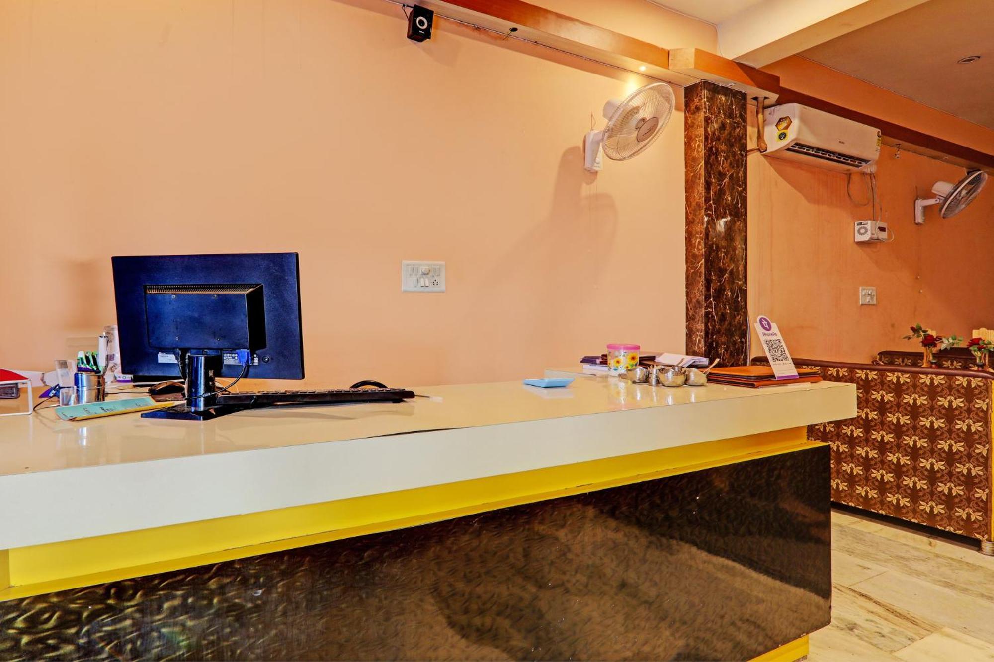 Hotel O Home Singhs Delight فاراناسي المظهر الخارجي الصورة