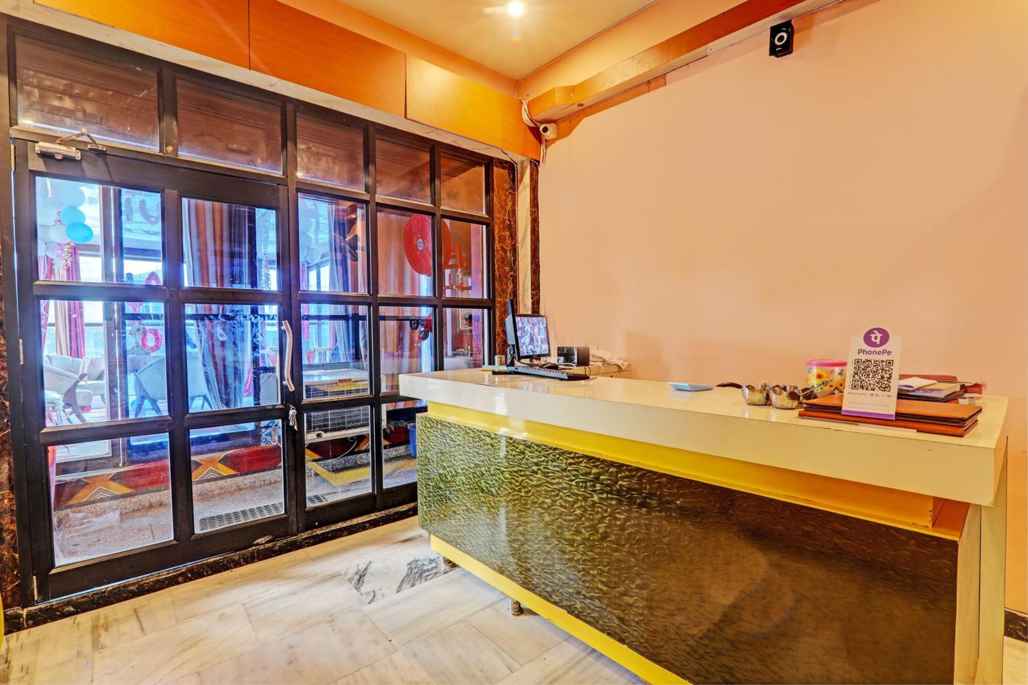 Hotel O Home Singhs Delight فاراناسي المظهر الخارجي الصورة